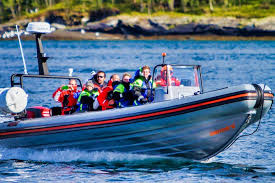 Noleggio natante con conducente 